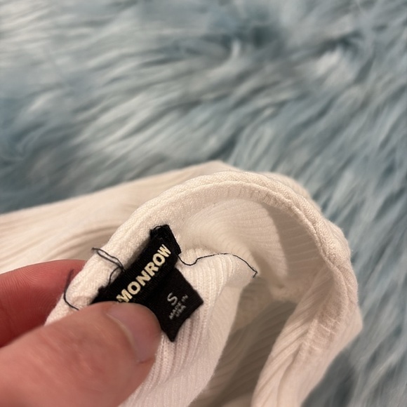 Monrow Rib Twisted Back Top in White - Picture 5 of 9